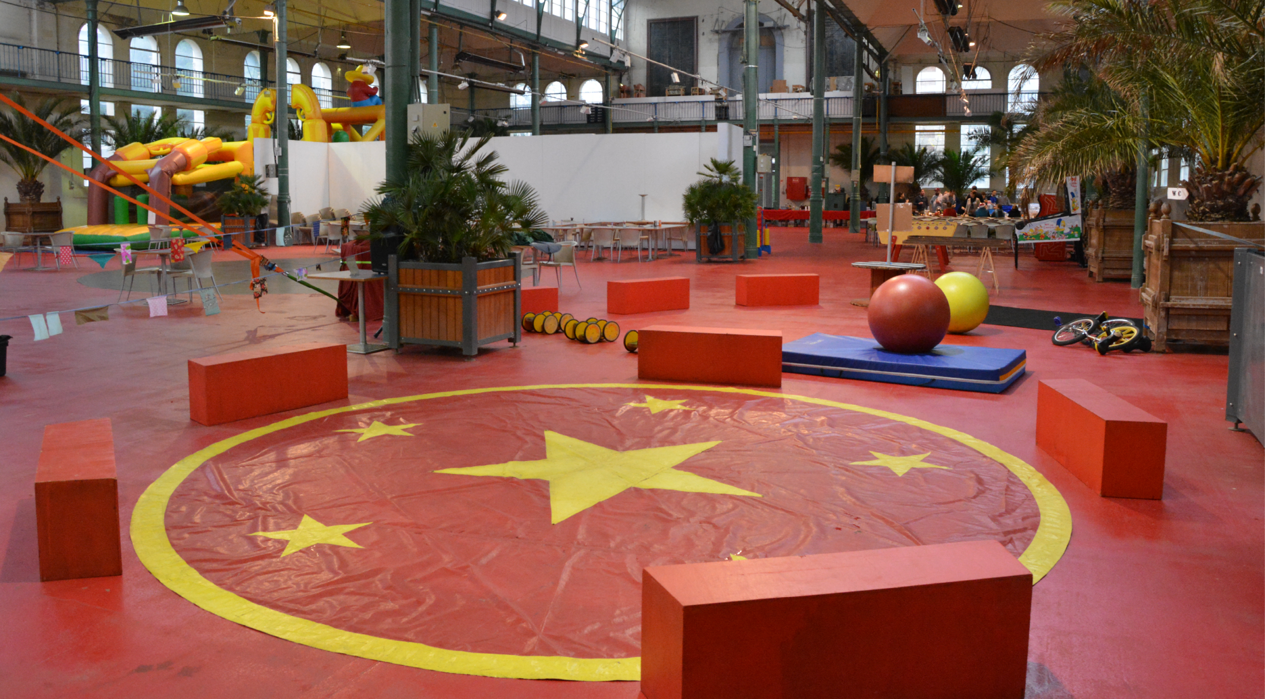 Photo LE CIRQUE DU BOUT DU MONDE 5